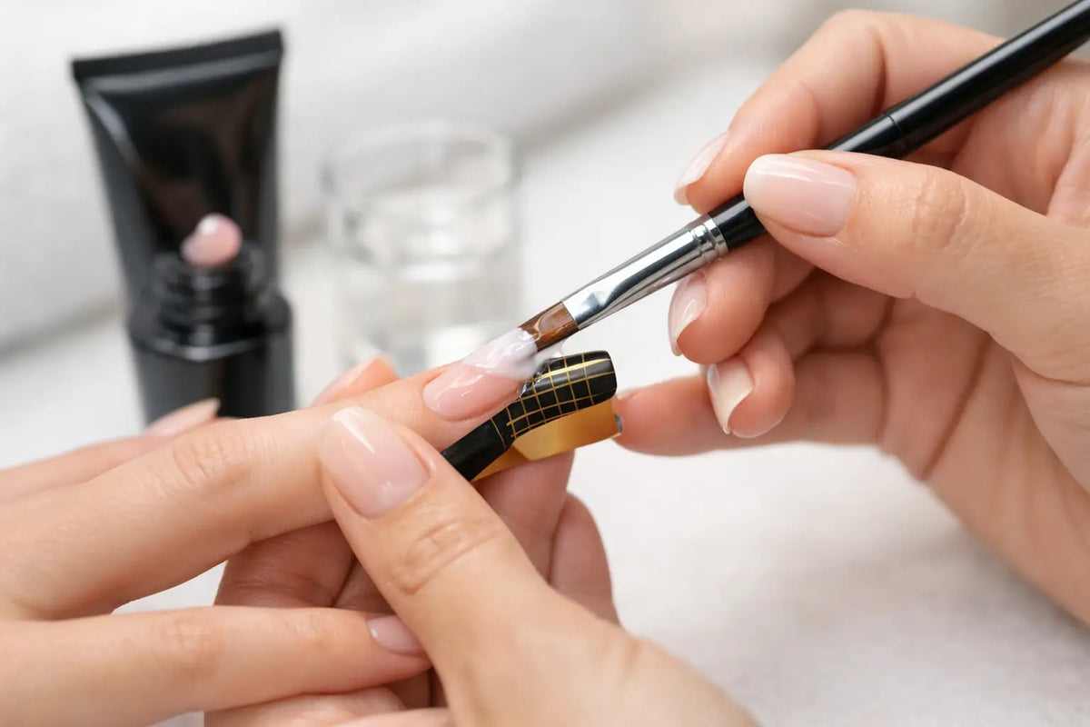 Acrygel Nail Extensions for Reliable Salon Sets