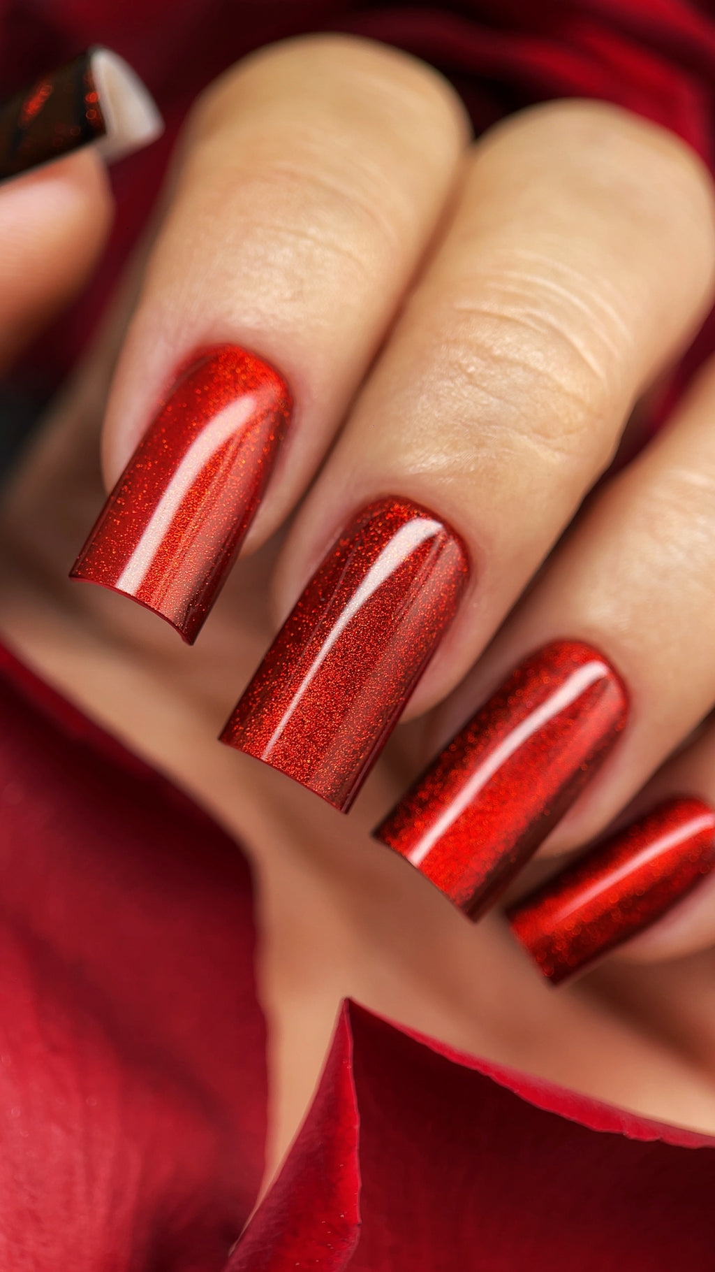 Red Cat Eye Gel Polish ENIGMANIC
