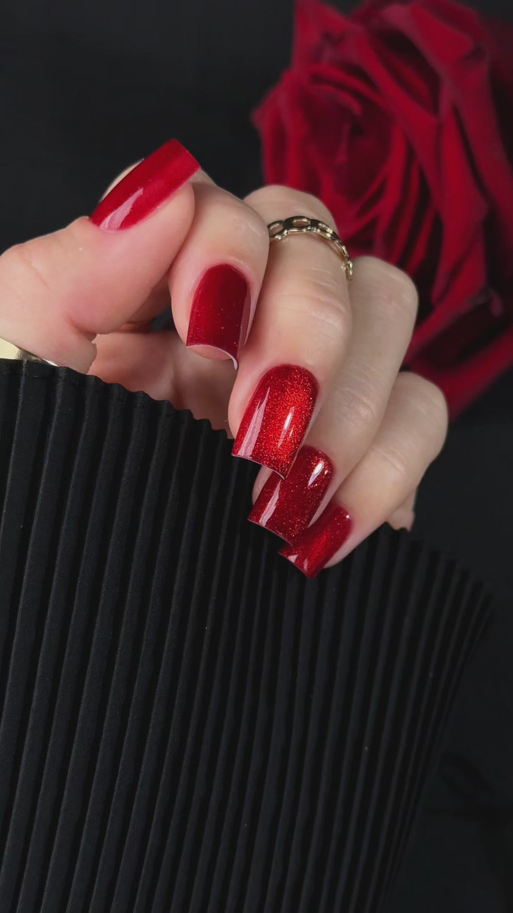 Red Cat Eye Gel Polish ENIGMANIC